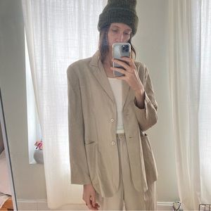 Linen blazer
Size medium/large